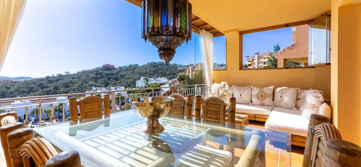 Sale of duplex in La Mairena 4