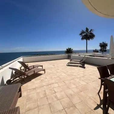 Sale of ground floor apartment in Estepona
