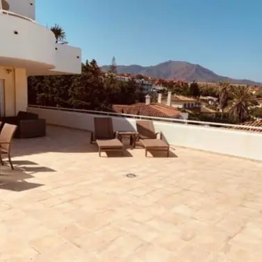 Sale of ground floor apartment in Estepona