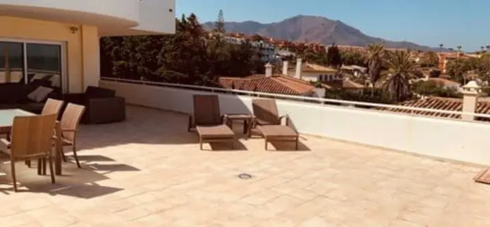 Sale of ground floor apartment in Estepona 4