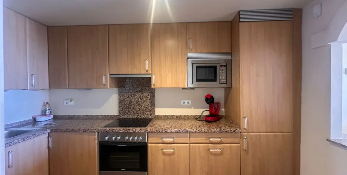 Sale of ground floor apartment in Estepona 14