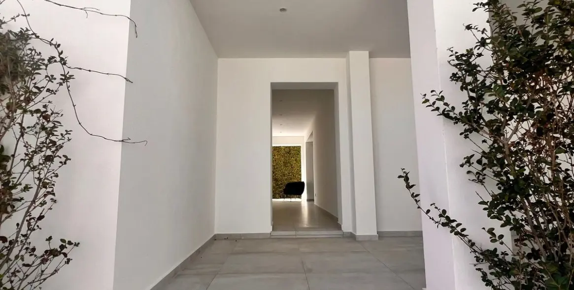 Продажа  отдельно стоящей виллы в El Chaparral 2