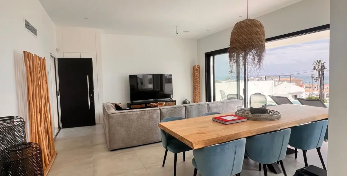 Продажа  отдельно стоящей виллы в El Chaparral 7