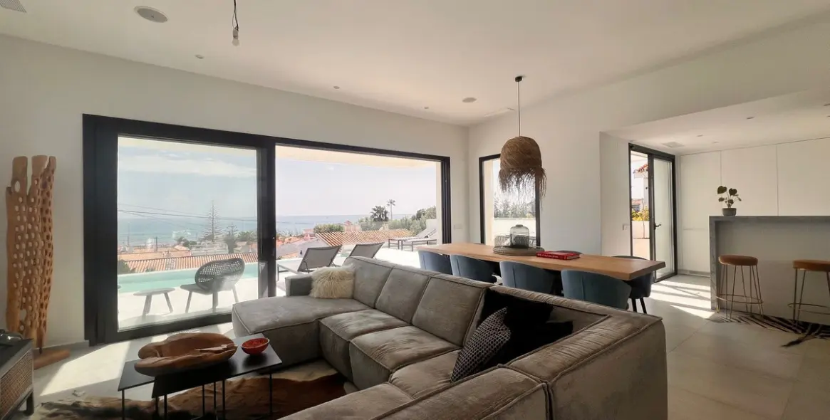 Продажа  отдельно стоящей виллы в El Chaparral 12