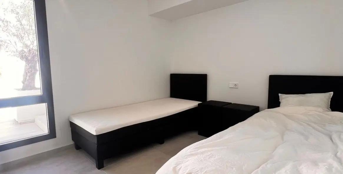 Продажа  отдельно стоящей виллы в El Chaparral 21