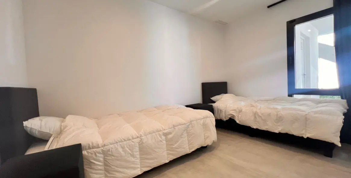 Продажа  отдельно стоящей виллы в El Chaparral 26