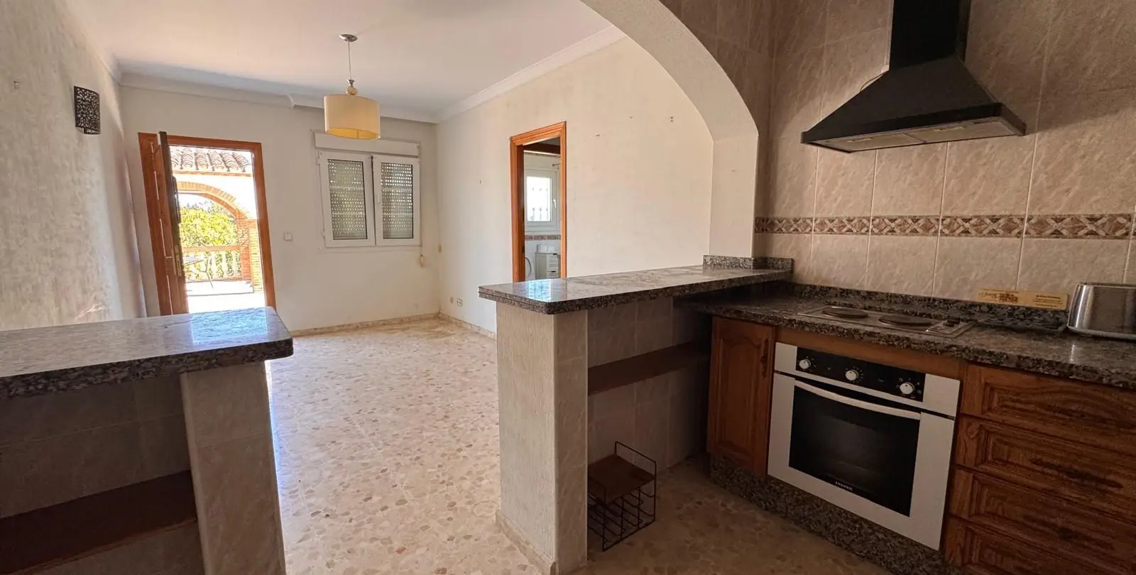 Sale of detached villa in Estepona 28