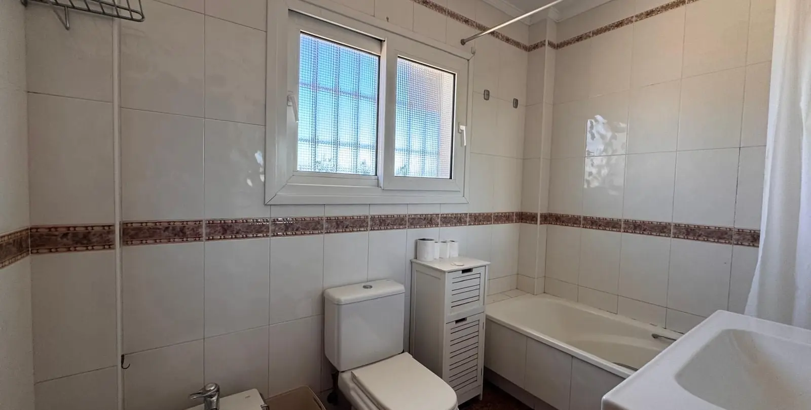 Venta de villa independiente en Estepona 30