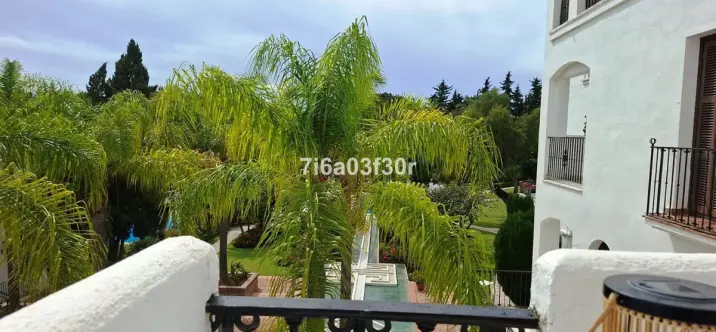 Long-term rent of penthouse in The Golden Mile 1