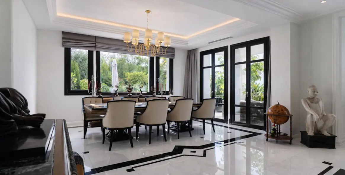 Alquiler a largo plazo de villa independiente en Benahavís 15