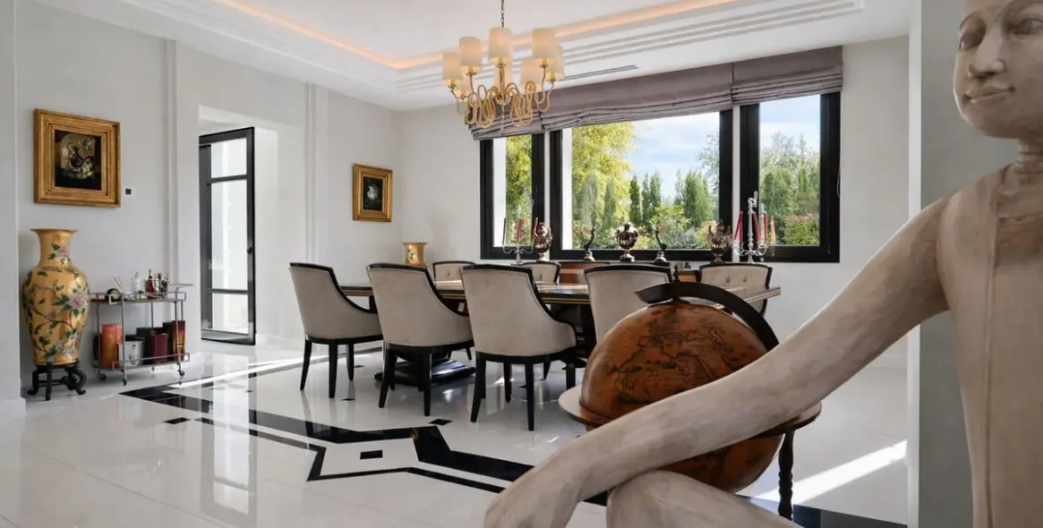 Alquiler a largo plazo de villa independiente en Benahavís 17