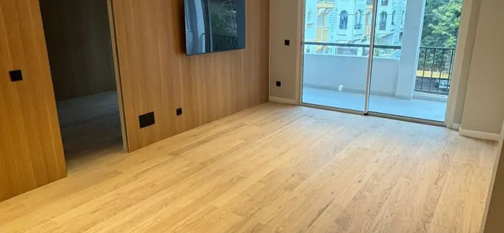 Sale of middle floor apartment in Marbella 0