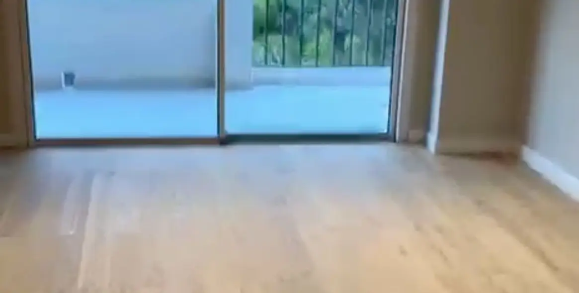 Sale of middle floor apartment in Marbella 3