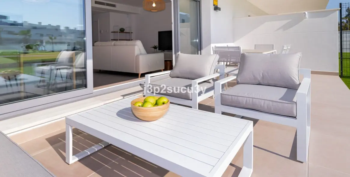 Sale of middle floor apartment in Bel Air 11