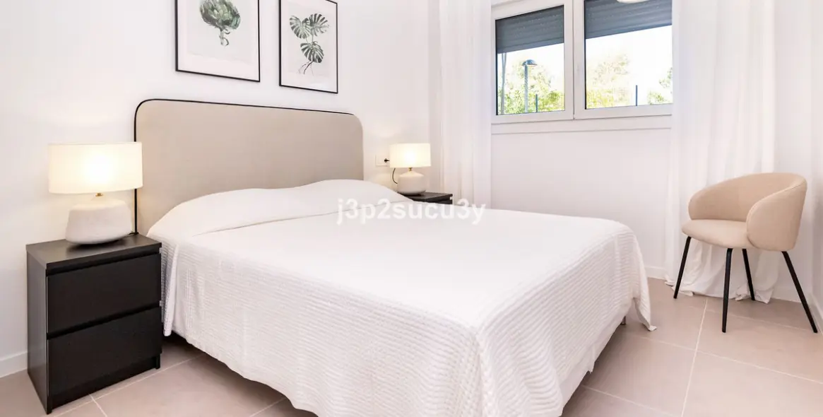 Sale of middle floor apartment in Bel Air 12