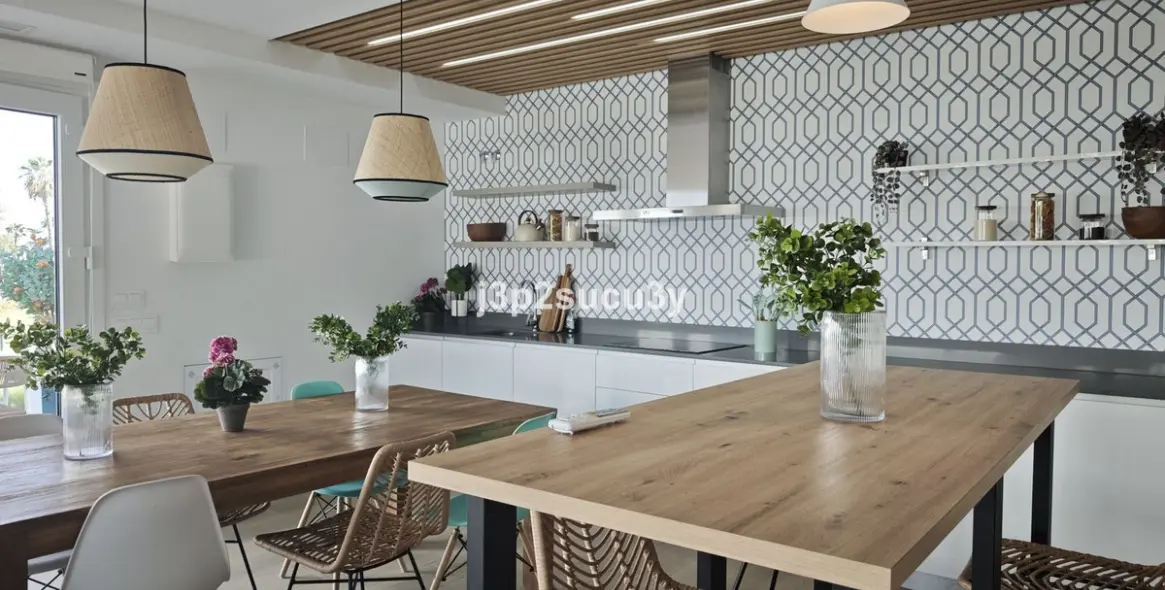 Sale of middle floor apartment in Bel Air 26