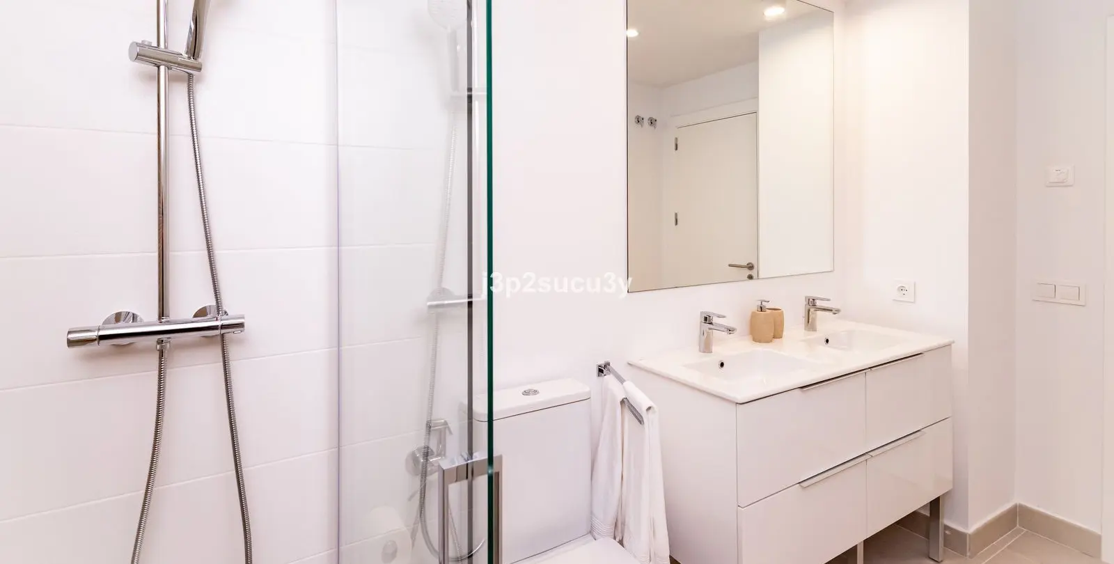 Sale of middle floor apartment in Bel Air 18
