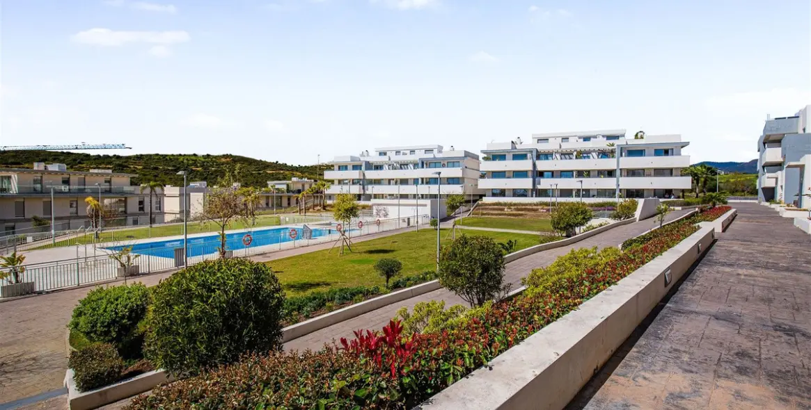 Продажа двухуровневого пентхауса в Estepona 31