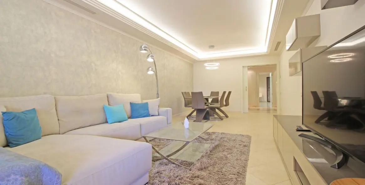 Продажа апартаментов на первом этаже в Guadalmina Baja 7