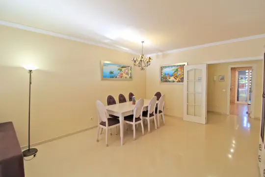 Image 6 thumb