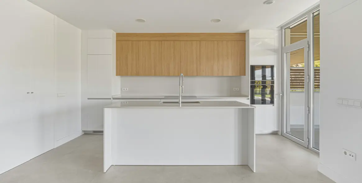 Sale of ground floor apartment in Santa Clara 10