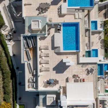 Sale of penthouse duplex in Nueva Andalucía