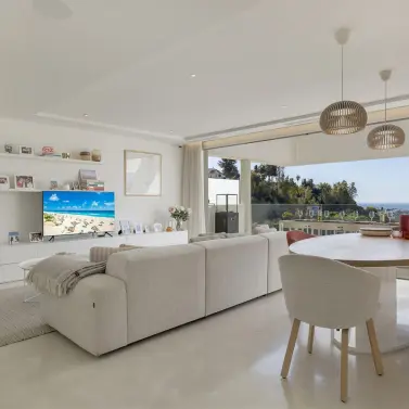 Sale of penthouse duplex in Nueva Andalucía