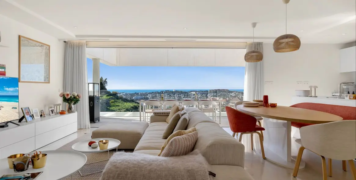 Sale of penthouse duplex in Nueva Andalucía 7