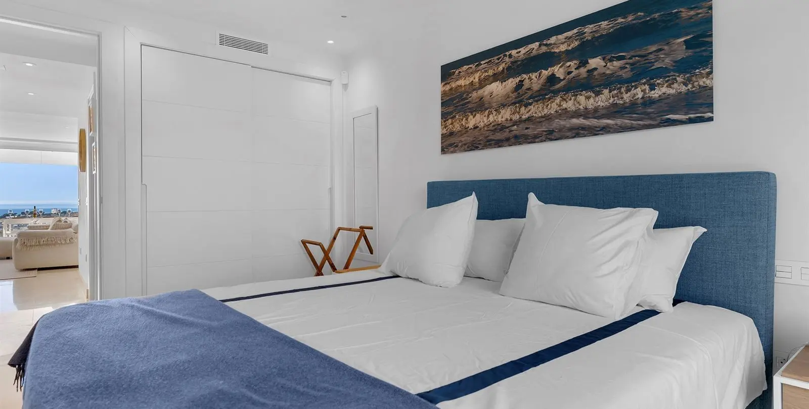 Sale of penthouse duplex in Nueva Andalucía 27