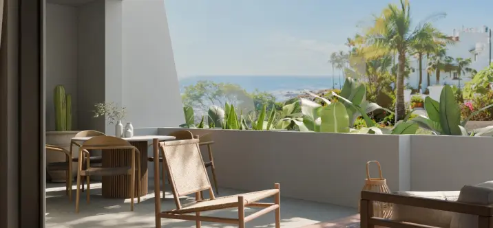 Sale of middle floor apartment in Puerto Banús 1