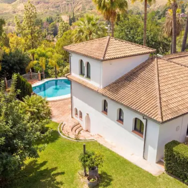 Sale of finca - cortijo in Alhaurín el Grande