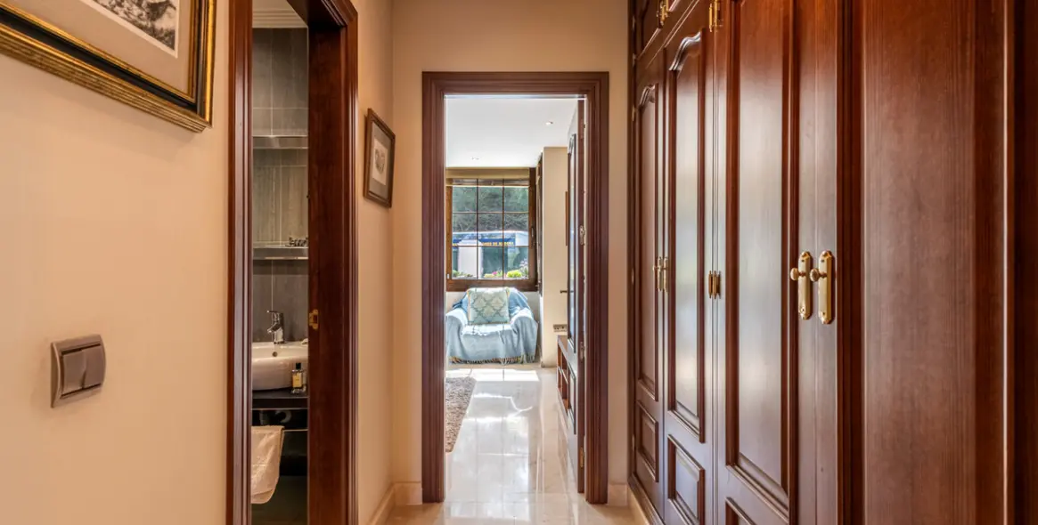 Sale of detached villa in La Cala Golf 15