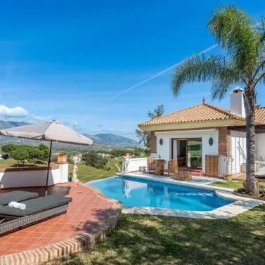 Venta de villa independiente en La Cala Golf