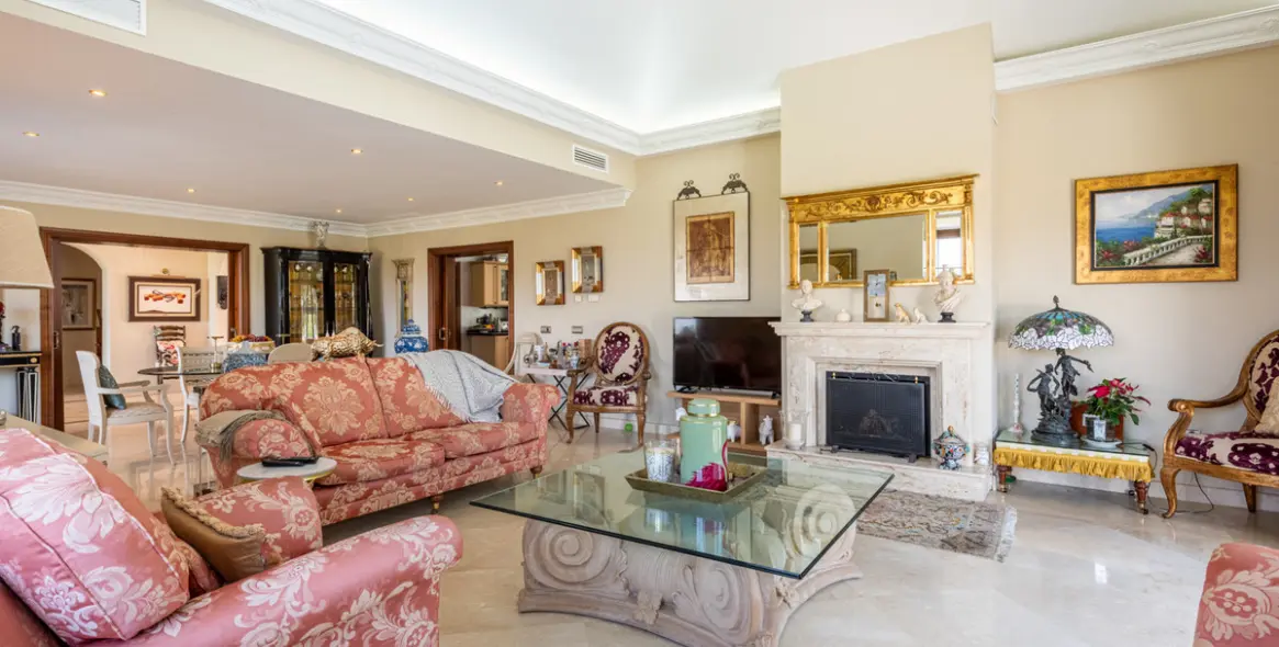 Venta de villa independiente en La Cala Golf 8