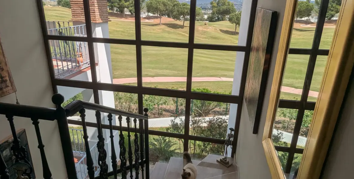 Venta de villa independiente en La Cala Golf 16