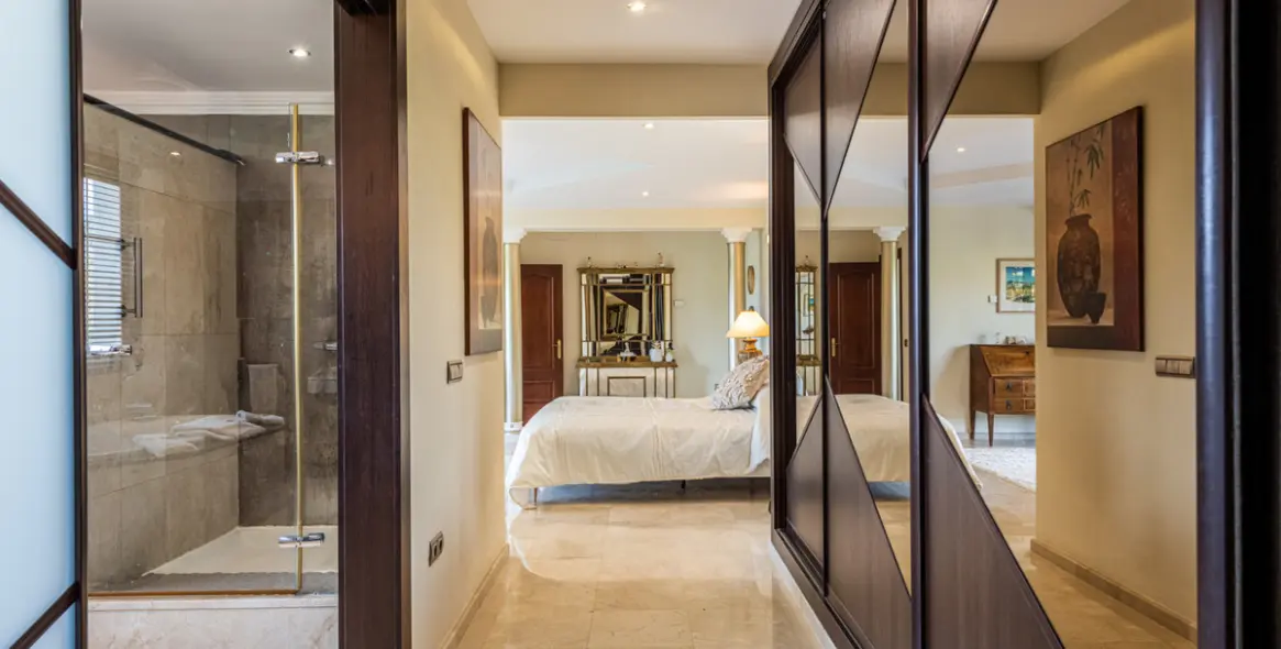 Venta de villa independiente en La Cala Golf 19