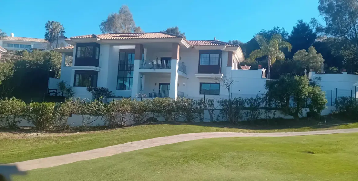 Venta de villa independiente en La Cala Golf 41
