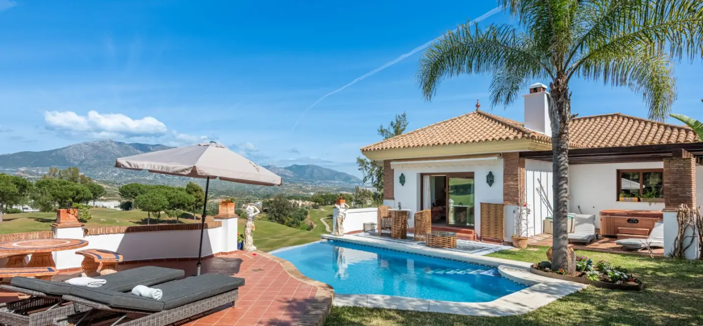 Sale of detached villa in La Cala Golf 4