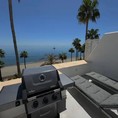 Sale of penthouse duplex in Estepona