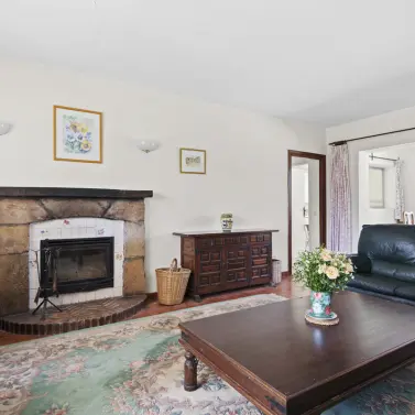 Sale of detached villa in Guadalmina Baja