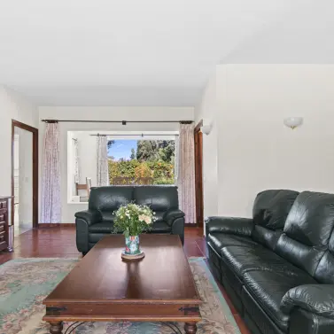 Sale of detached villa in Guadalmina Baja