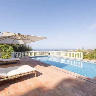 Sale of detached villa in Marbella