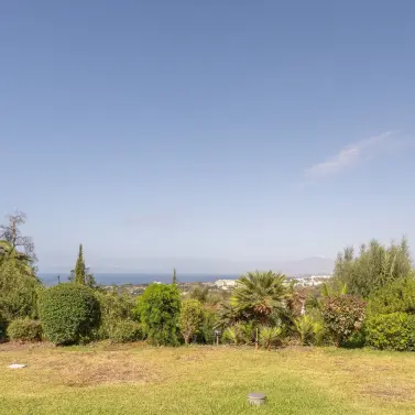 Sale of detached villa in Marbella