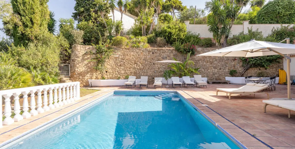 Sale of detached villa in Marbella 9