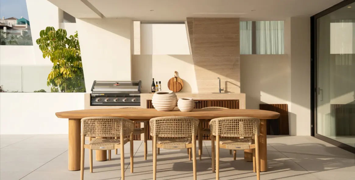 Sale of ground floor apartment in The Golden Mile 5