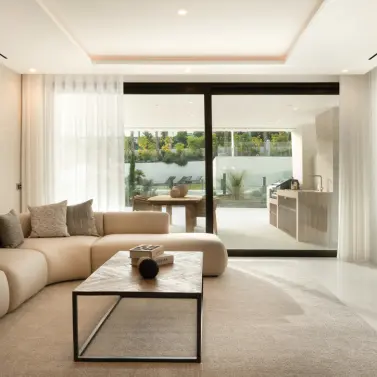 Sale of ground floor apartment in The Golden Mile