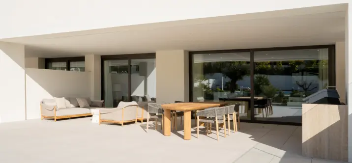 Sale of ground floor apartment in The Golden Mile 1