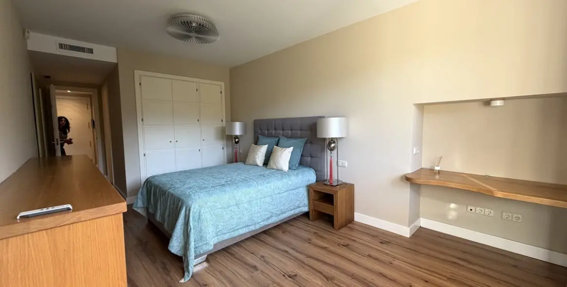 Долгосрочная аренда апартаментов на среднем этаже в Río Real 17