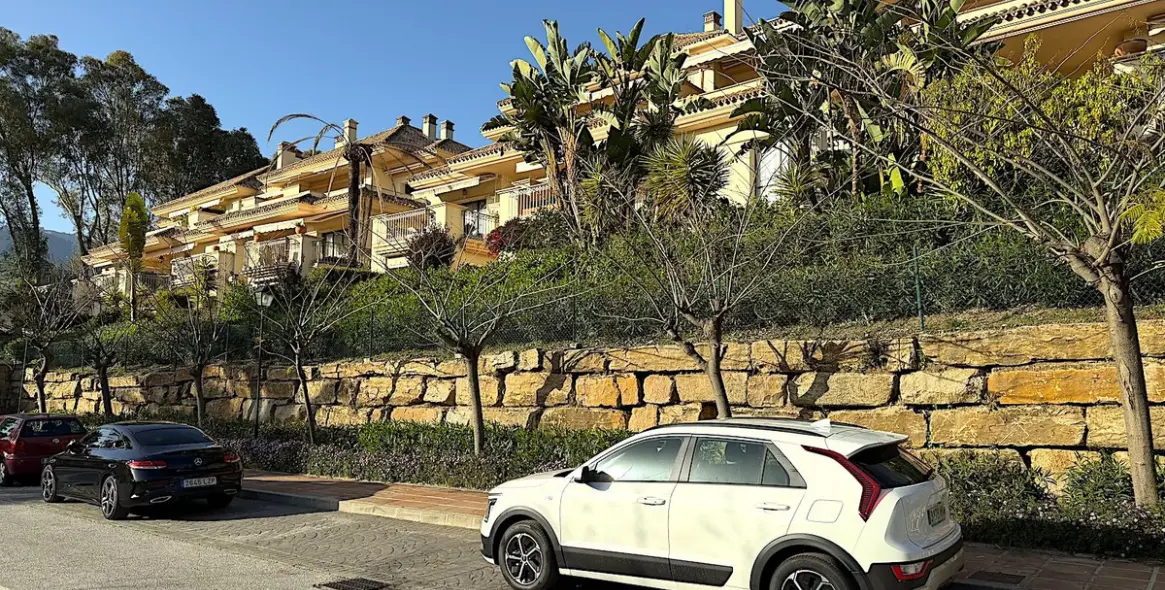 Долгосрочная аренда апартаментов на среднем этаже в Río Real 28