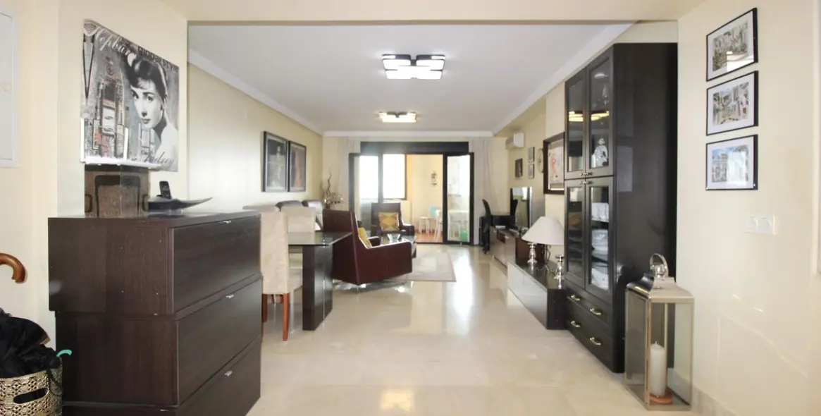 Долгосрочная аренда апартаментов на среднем этаже в San Pedro de Alcántara 4